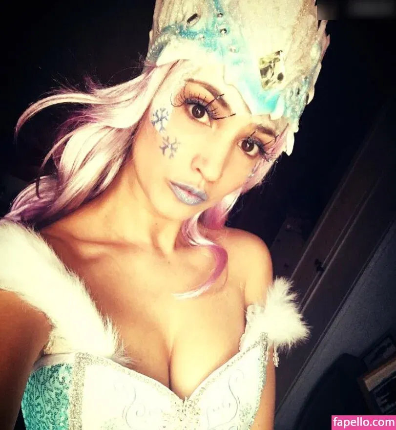 Nadine Menz Onlyfans Photo Gallery 