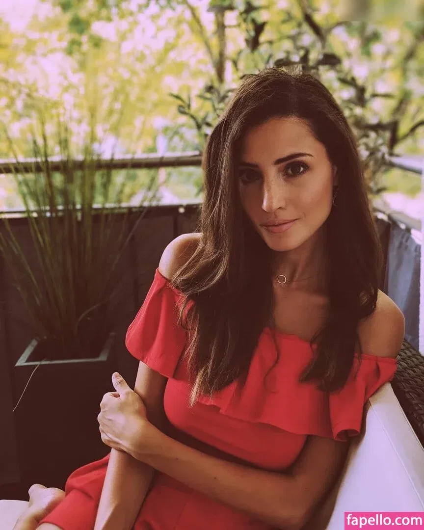 Nadine Menz Onlyfans Photo Gallery 