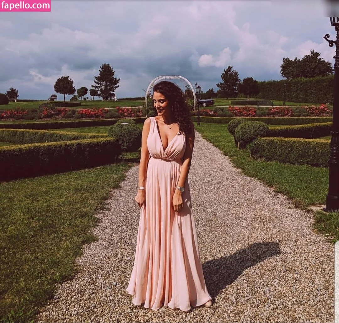 Nadine Menz Onlyfans Photo Gallery 