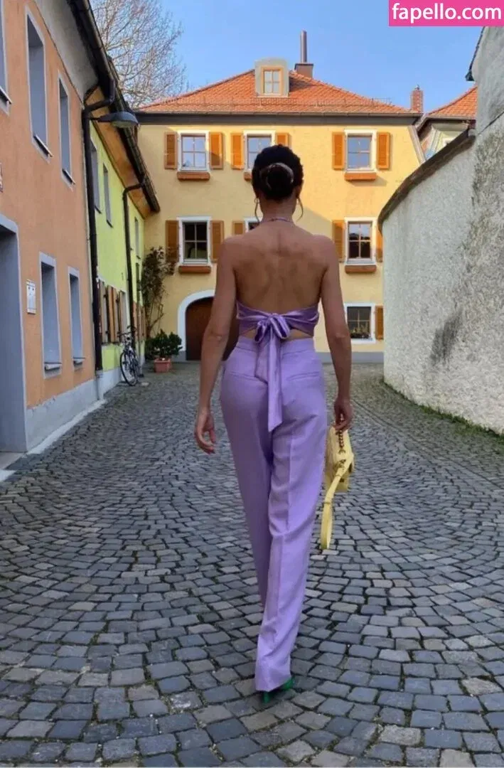 Nadine Menz Onlyfans Photo Gallery 