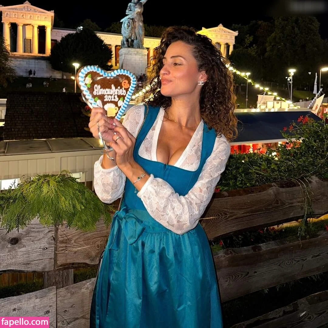 Nadine Menz Onlyfans Photo Gallery 