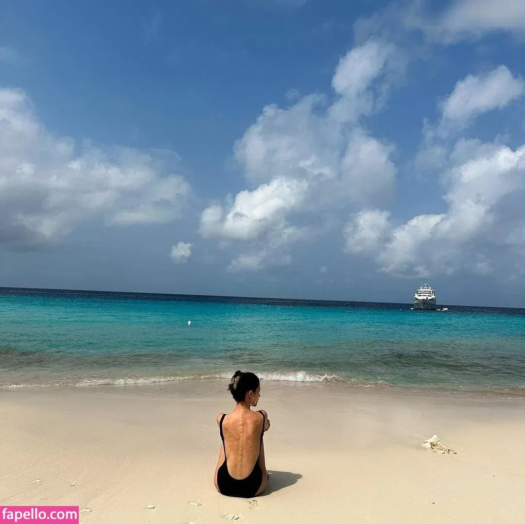 Nadine Menz Onlyfans Photo Gallery 