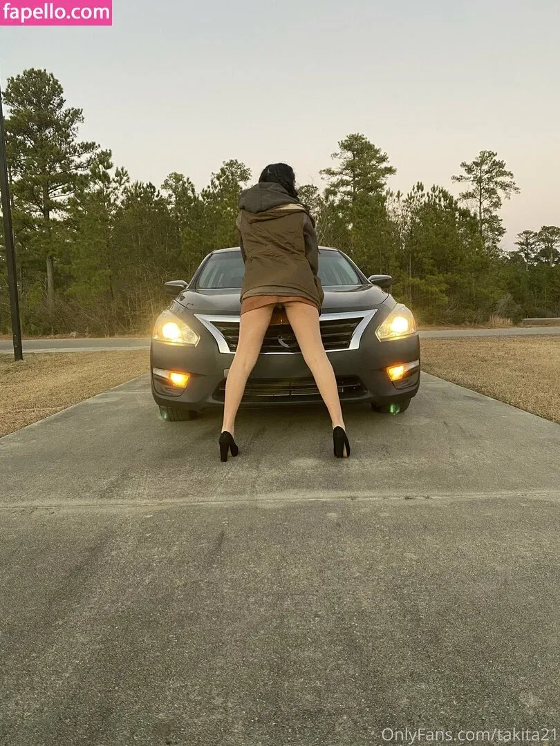 takita21 Onlyfans Photo Gallery 