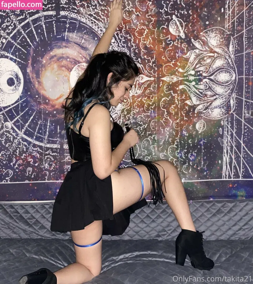 takita21 Onlyfans Photo Gallery 