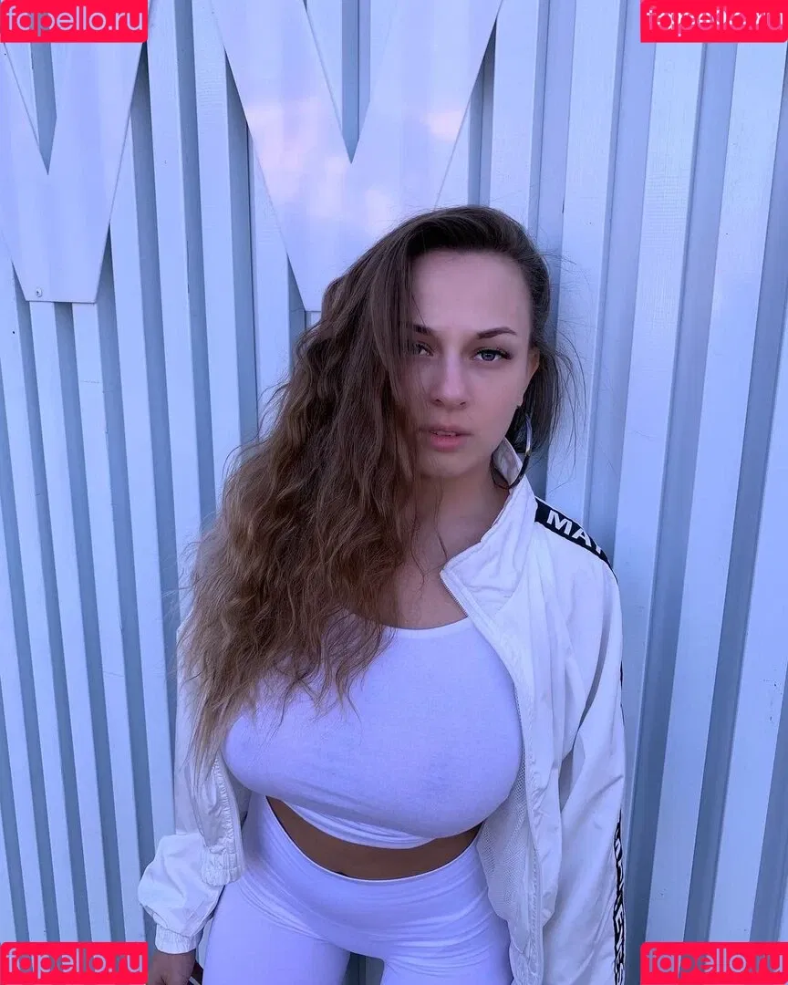 Irina Vlano Onlyfans Photo Gallery 