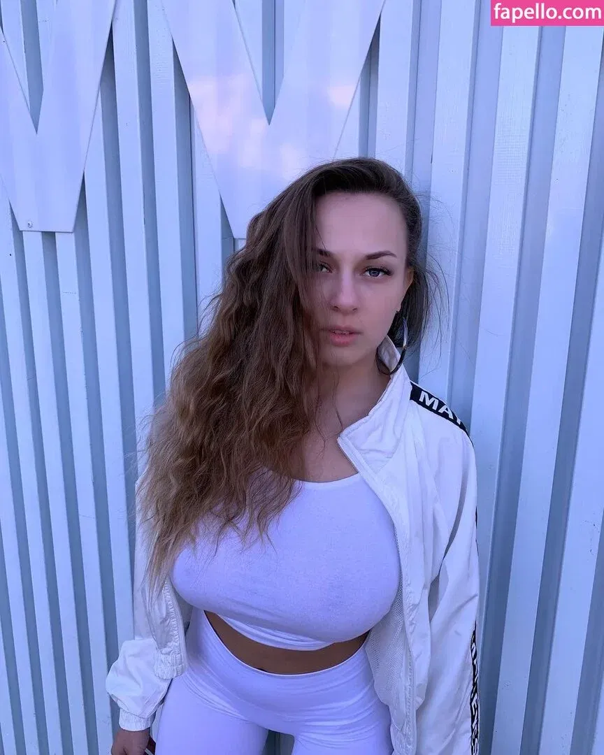 Irina Vlano Onlyfans Photo Gallery 