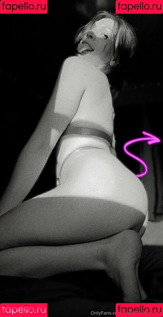 sneakiestbanana Onlyfans Photo Gallery 