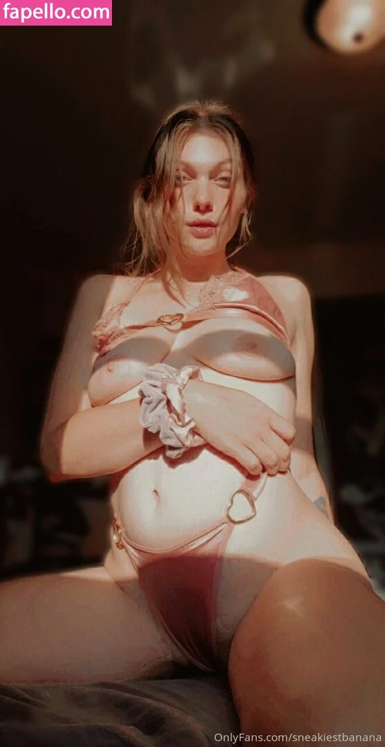 sneakiestbanana Onlyfans Photo Gallery 
