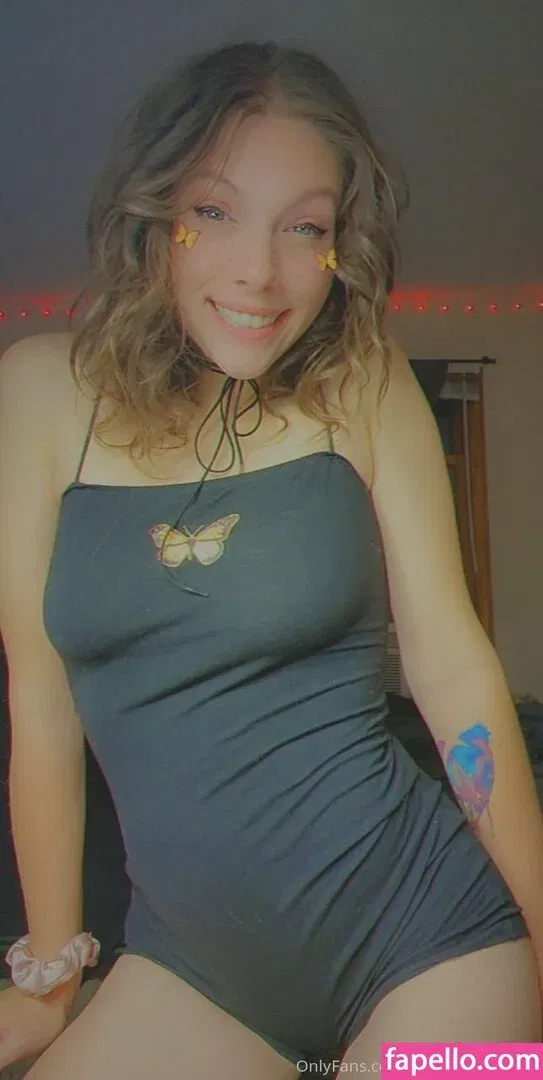 sneakiestbanana Onlyfans Photo Gallery 