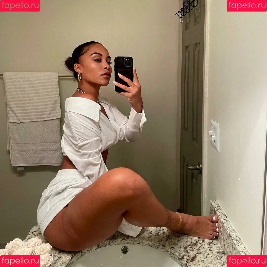 janellee.__ Onlyfans Photo Gallery 