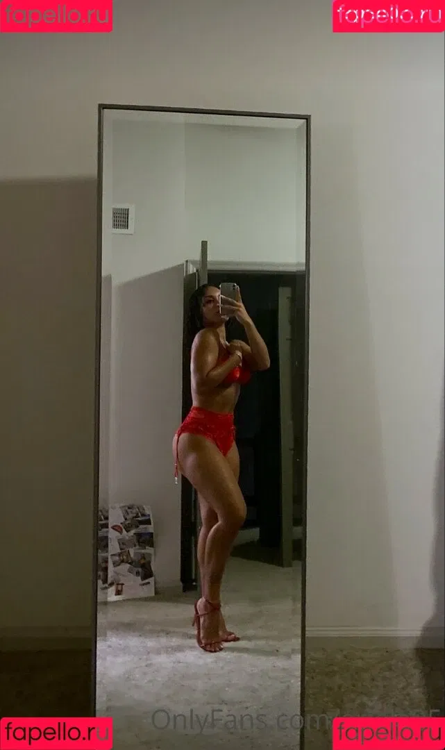 janellee.__ Onlyfans Photo Gallery 