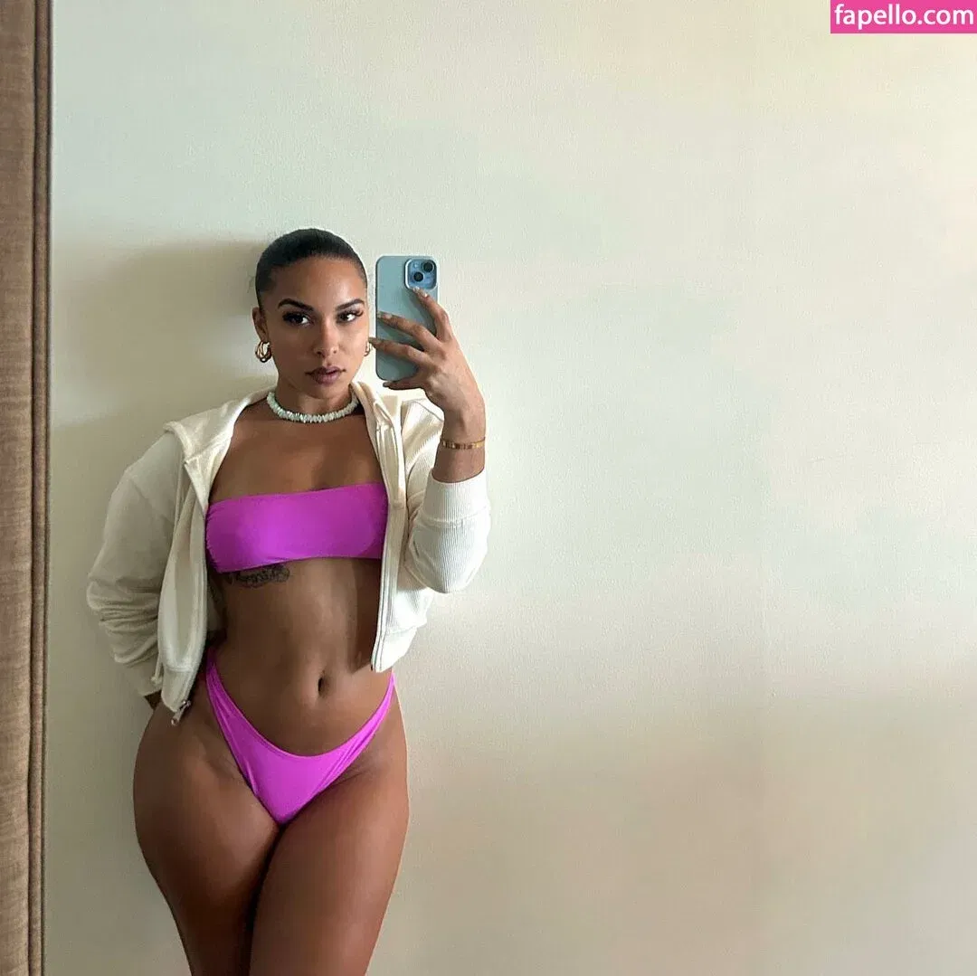 janellee.__ Onlyfans Photo Gallery 