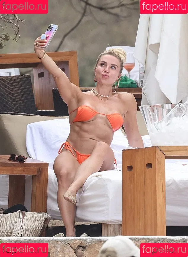 Gabby Allen Onlyfans Photo Gallery 