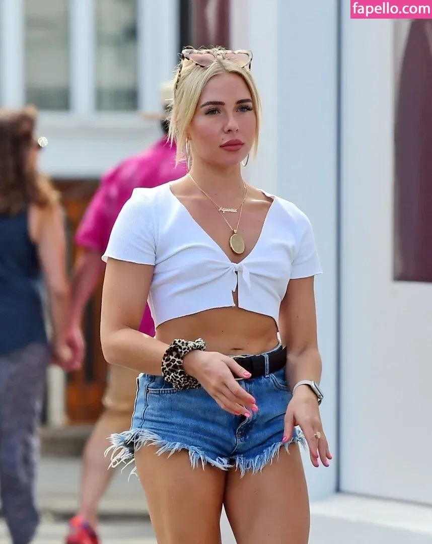 Gabby Allen Onlyfans Photo Gallery 