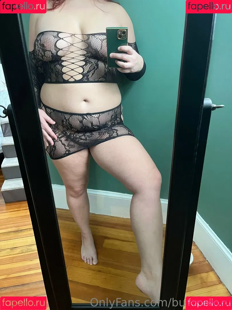 busty_wife Onlyfans Photo Gallery 