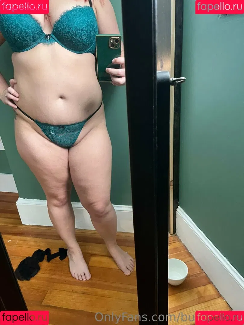 busty_wife Onlyfans Photo Gallery 