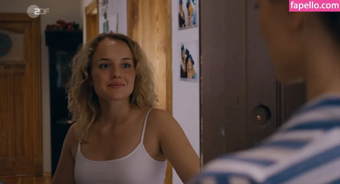 Luise von Finckh Onlyfans Photo Gallery 