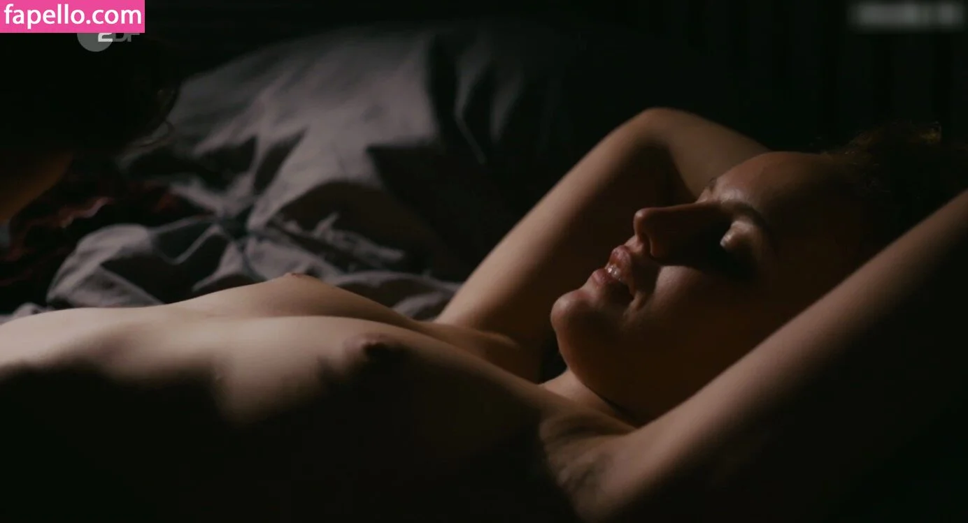 Luise von Finckh Onlyfans Photo Gallery 