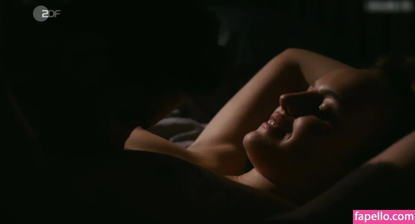 Luise von Finckh Onlyfans Photo Gallery 