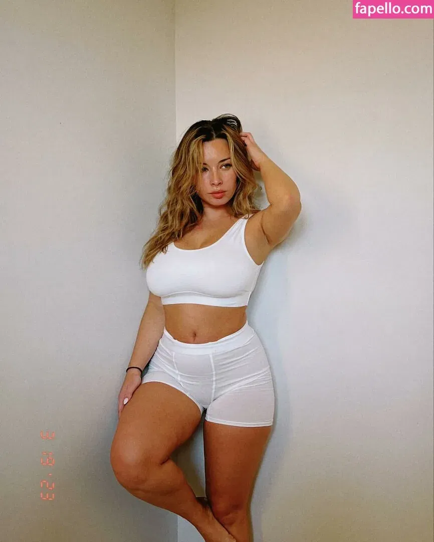 taylorenzz Onlyfans Photo Gallery 