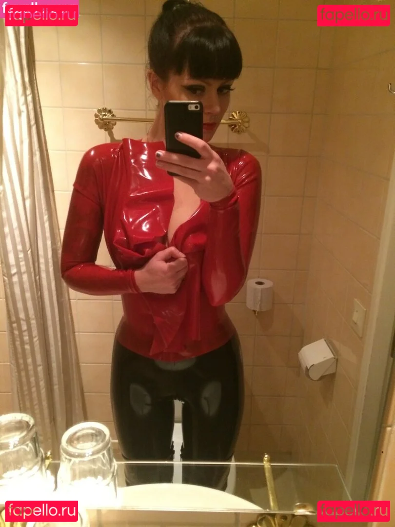 Latex Fetish Onlyfans Photo Gallery 