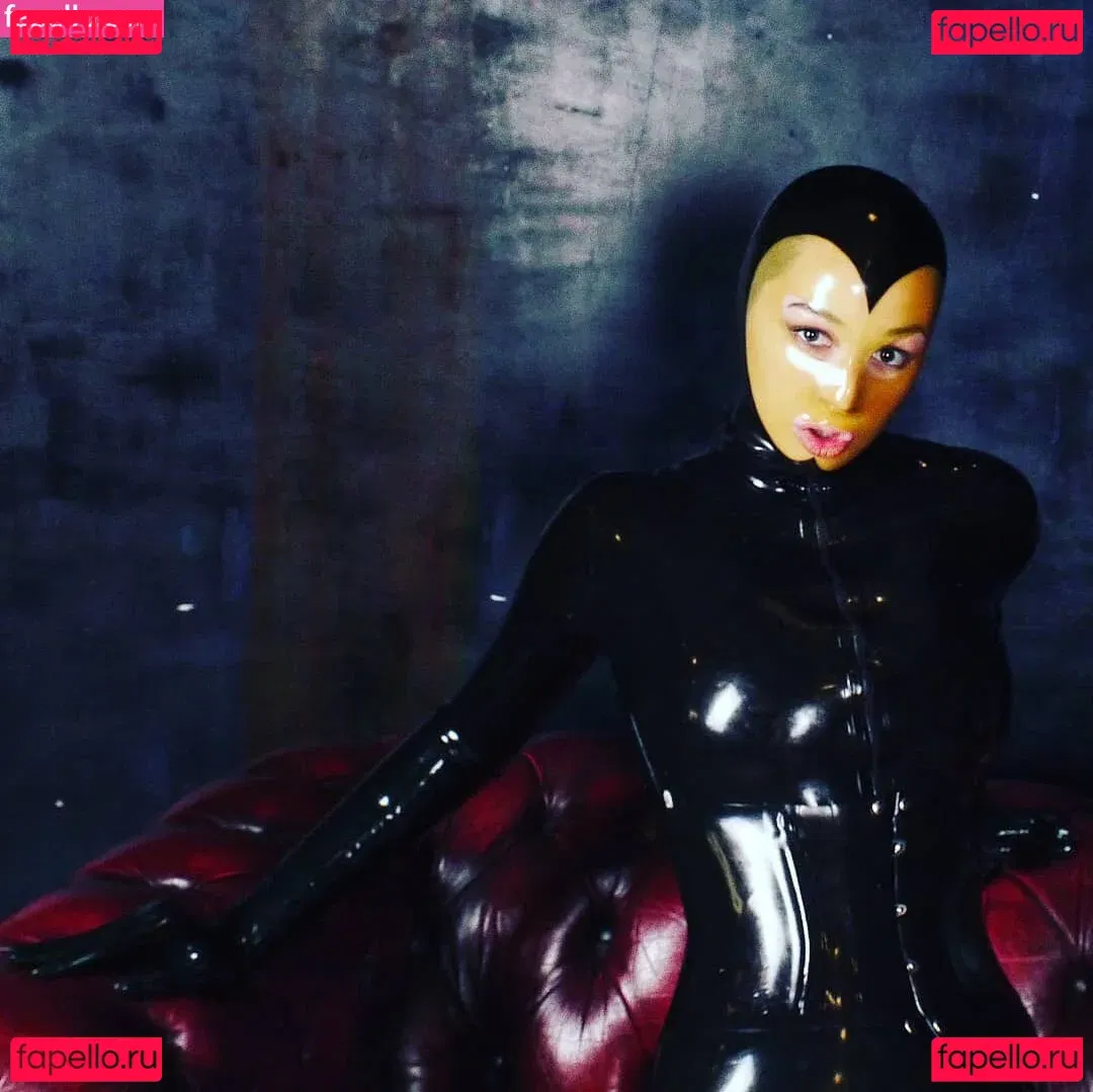 Latex Fetish Onlyfans Photo Gallery 