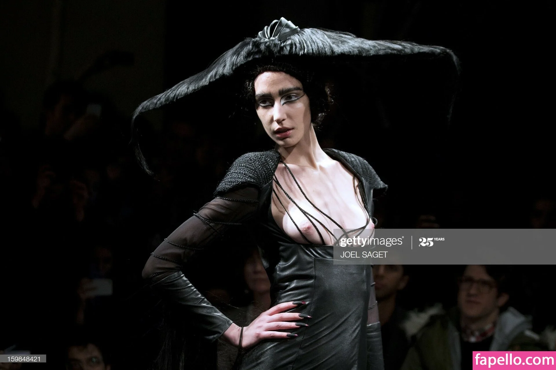 Amelie Lens Onlyfans Photo Gallery 