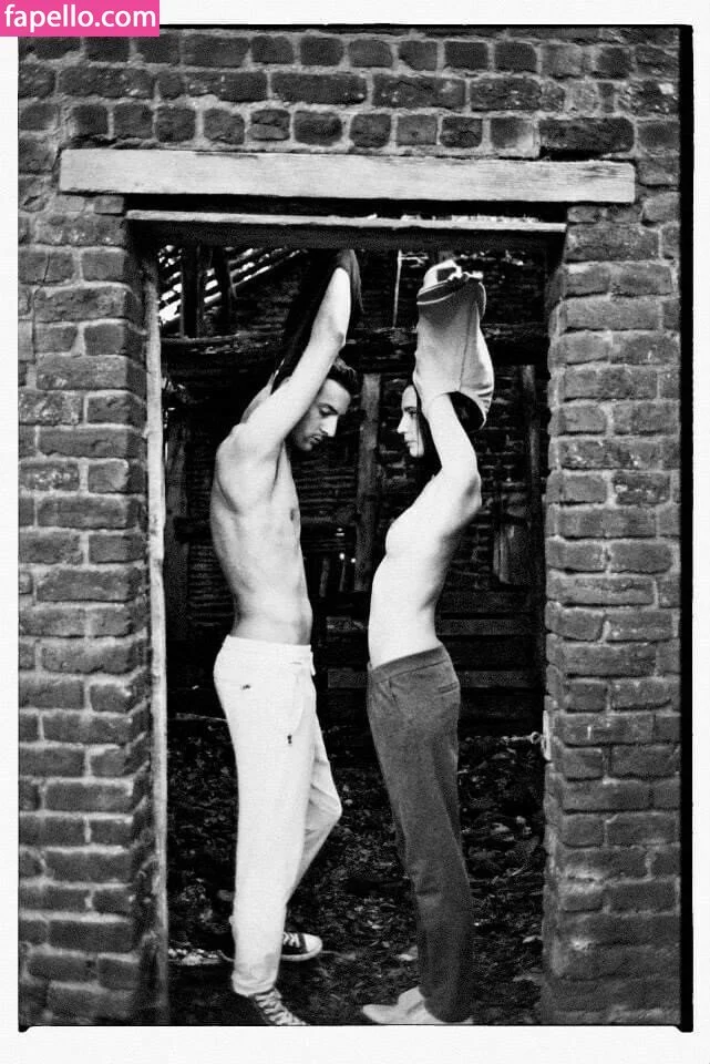 Amelie Lens Onlyfans Photo Gallery 