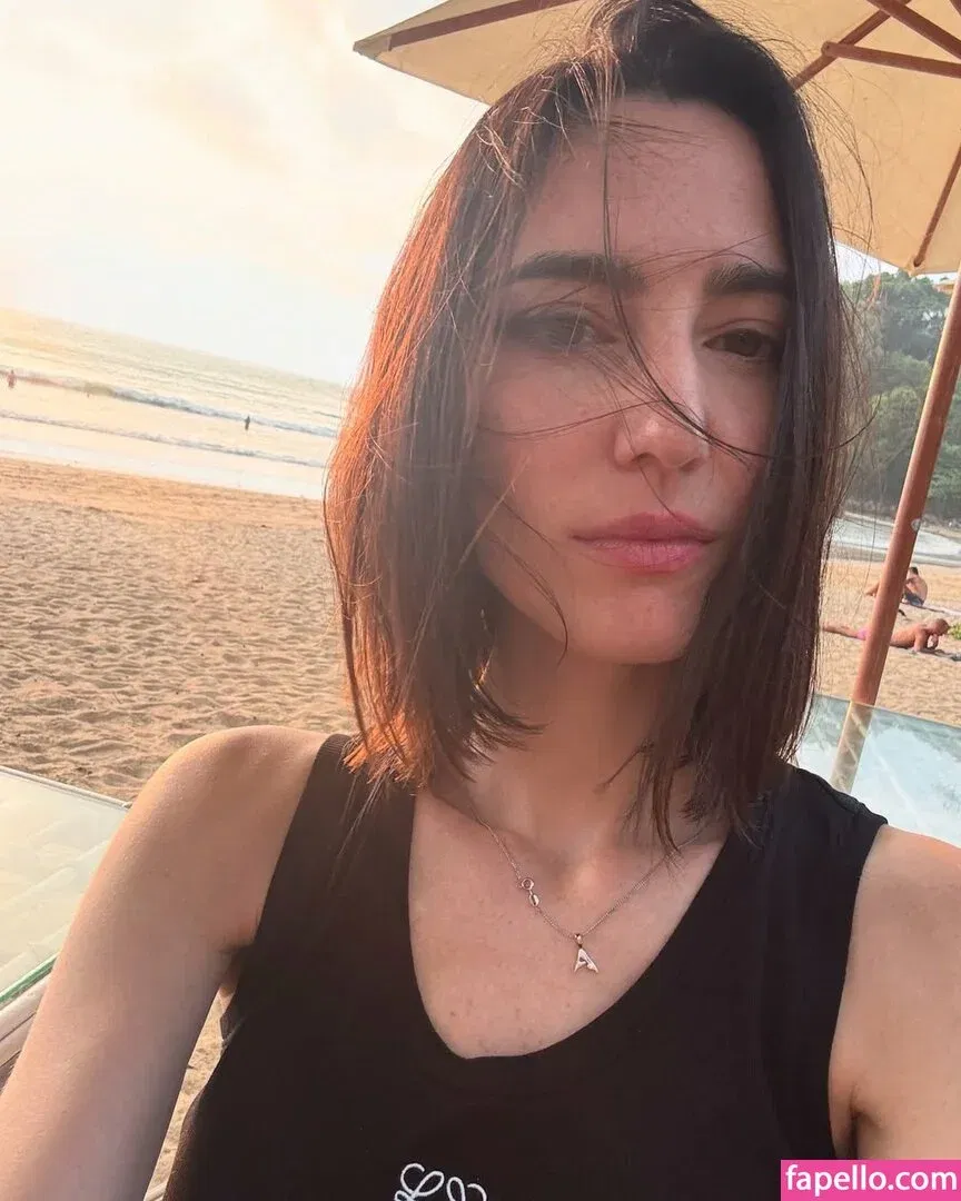 Amelie Lens Onlyfans Photo Gallery 