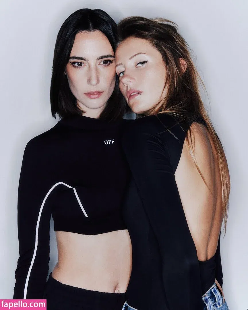 Amelie Lens Onlyfans Photo Gallery 