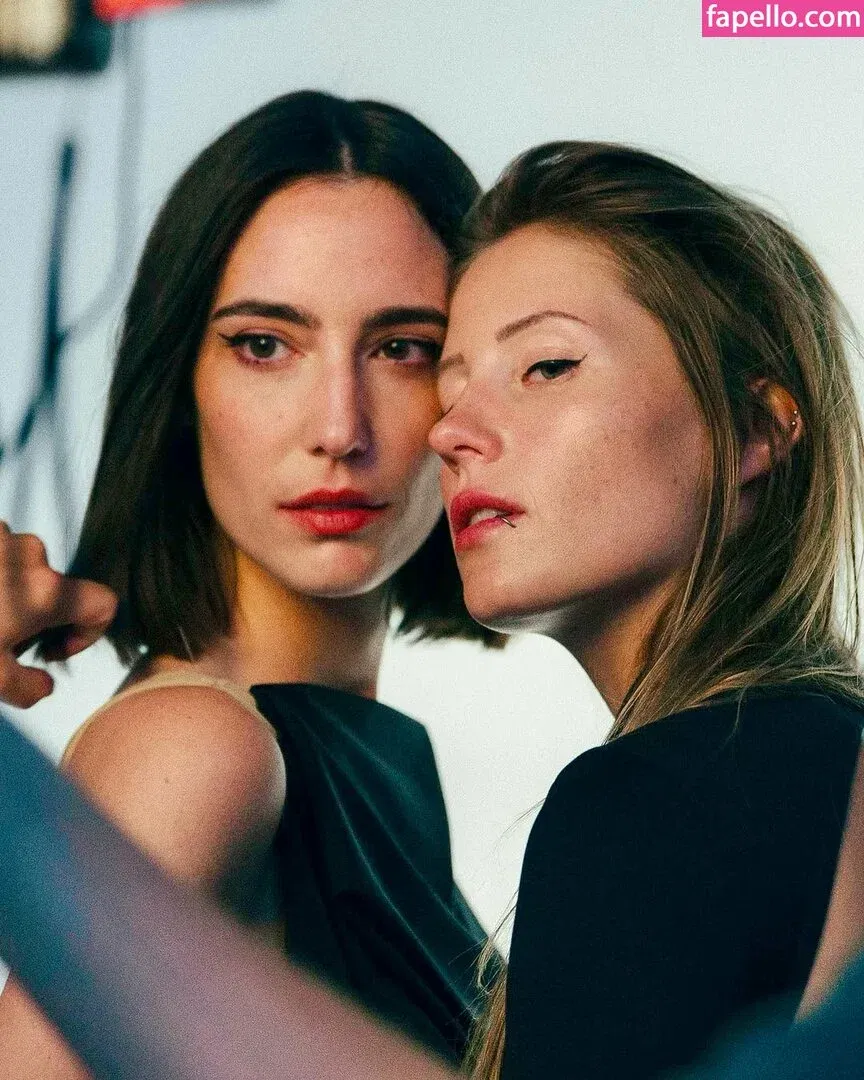 Amelie Lens Onlyfans Photo Gallery 