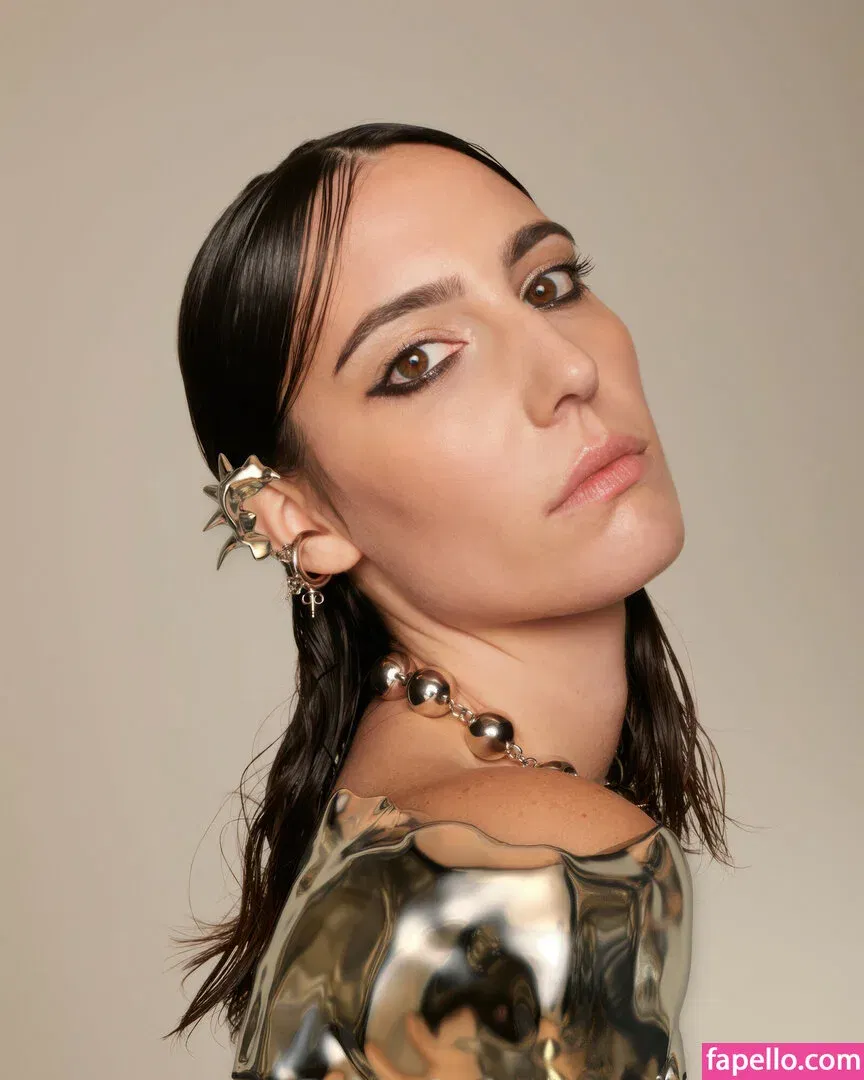 Amelie Lens Onlyfans Photo Gallery 