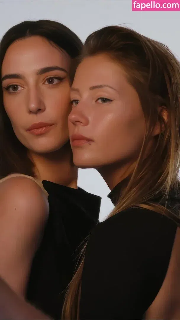 Amelie Lens Onlyfans Photo Gallery 