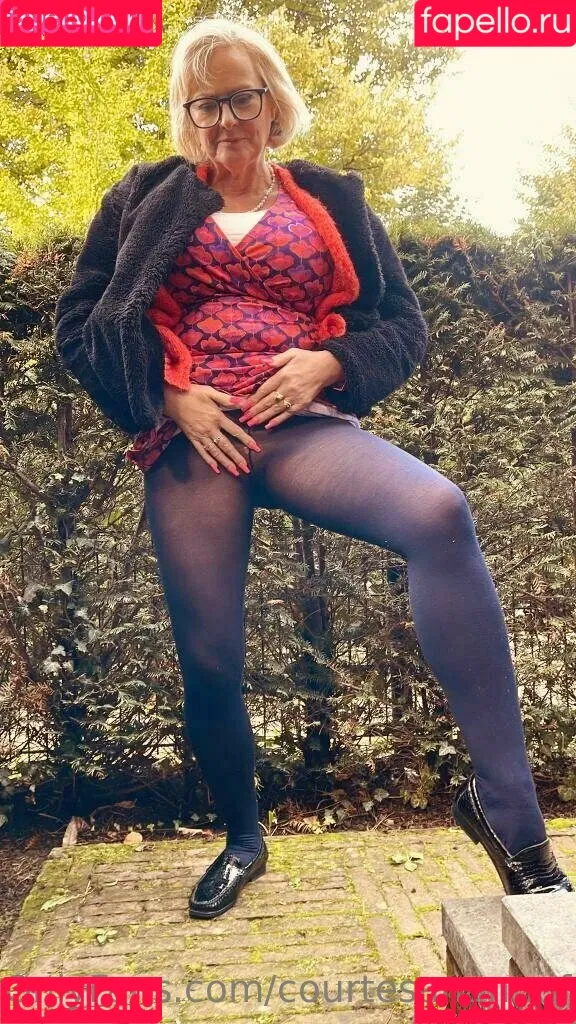courtesanannafree Onlyfans Photo Gallery 