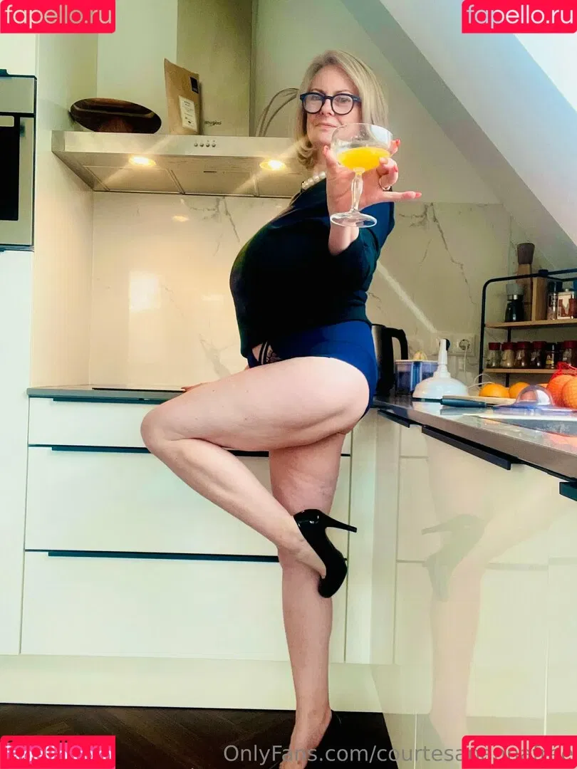 courtesanannafree Onlyfans Photo Gallery 