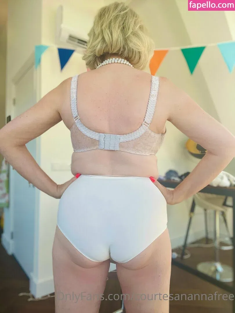 courtesanannafree Onlyfans Photo Gallery 