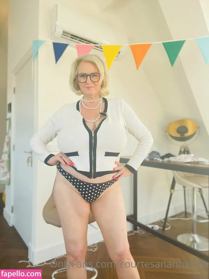 courtesanannafree Onlyfans Photo Gallery 