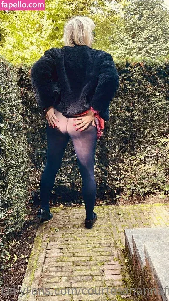 courtesanannafree Onlyfans Photo Gallery 