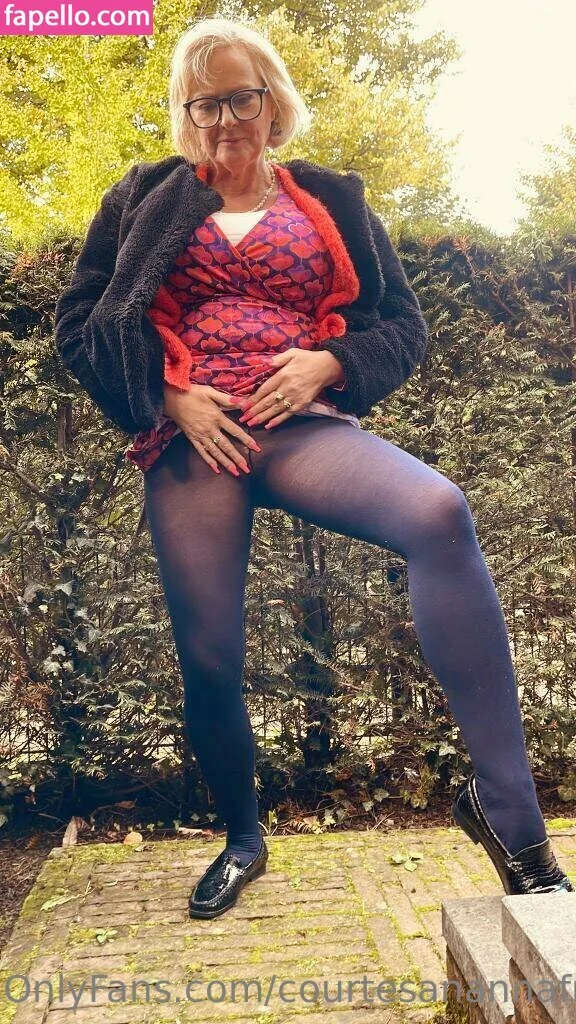 courtesanannafree Onlyfans Photo Gallery 