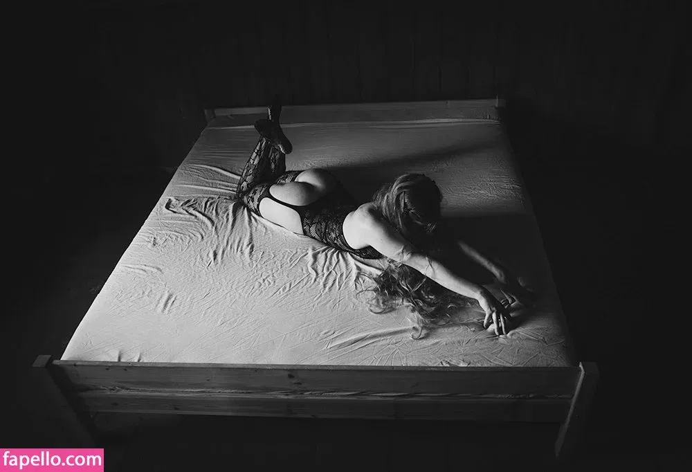 thinloth Onlyfans Photo Gallery 