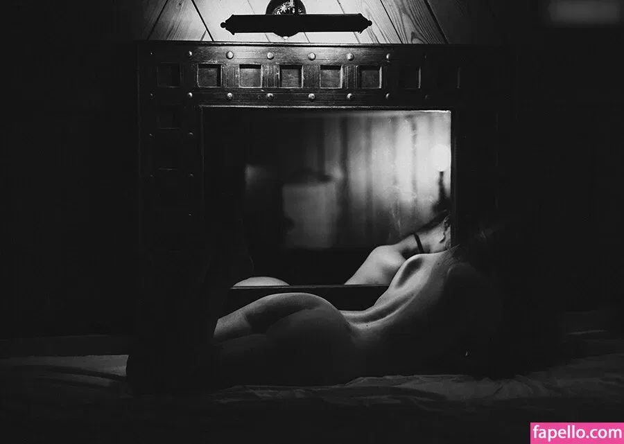 thinloth Onlyfans Photo Gallery 