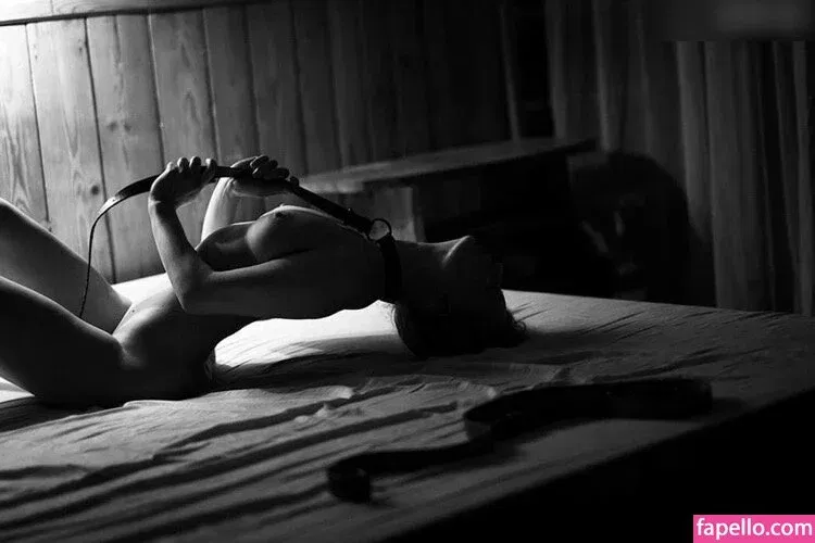 thinloth Onlyfans Photo Gallery 