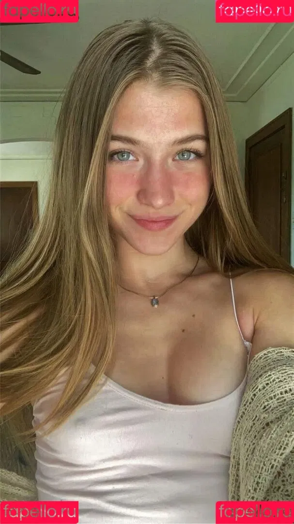 Cherie Lorraine Onlyfans Photo Gallery 