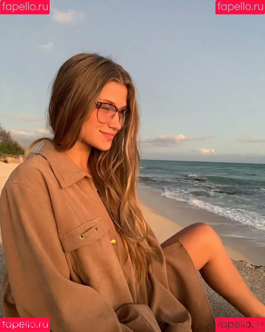 Cherie Lorraine Onlyfans Photo Gallery 