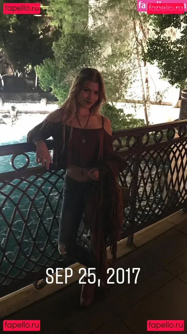 Cherie Lorraine Onlyfans Photo Gallery 