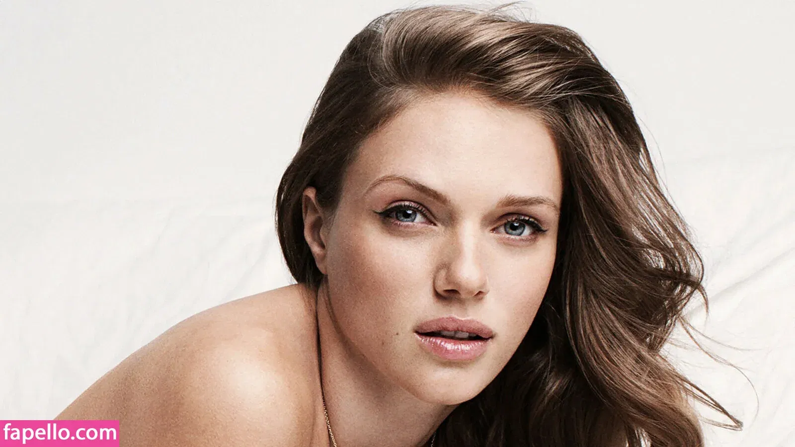Tracy Spiridakos Onlyfans Photo Gallery 