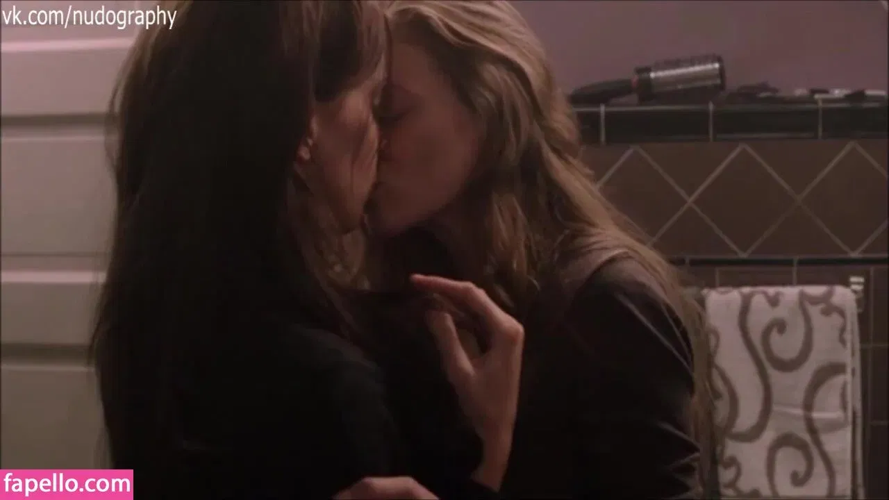 Tracy Spiridakos Onlyfans Photo Gallery 