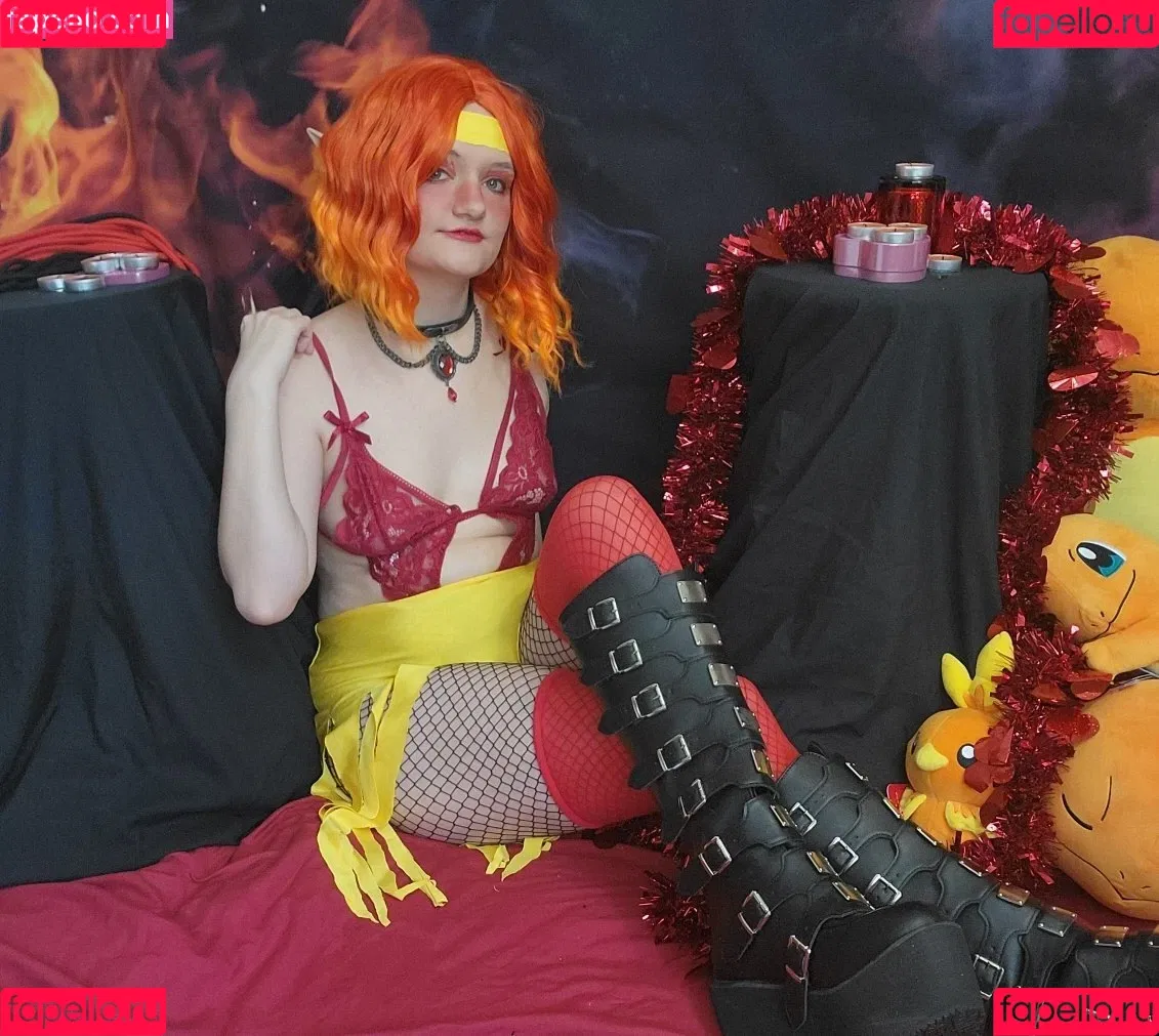 Ari_ishere Onlyfans Photo Gallery 
