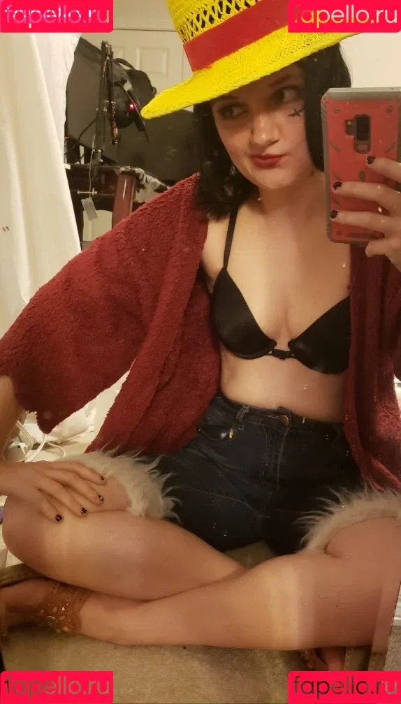 Ari_ishere Onlyfans Photo Gallery 