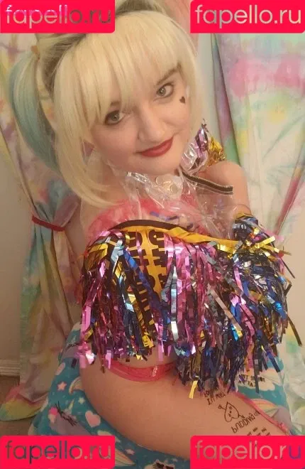 Ari_ishere Onlyfans Photo Gallery 